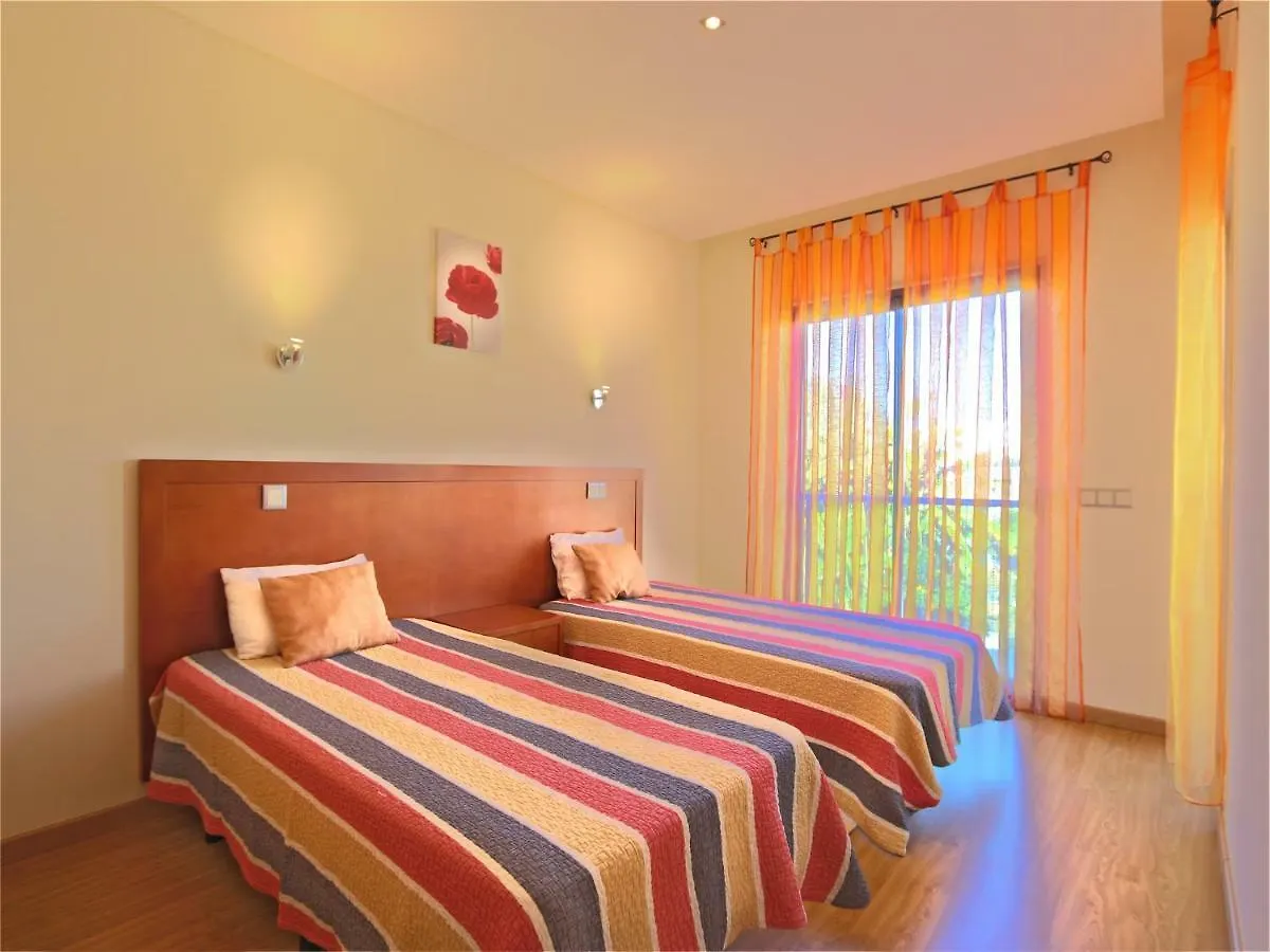 V4, Villa Jardins Branqueira4 Near Beach, Albufeira